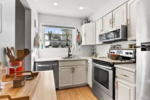 900 Southampton Rd, Benicia, CA 94510 - Photo 4