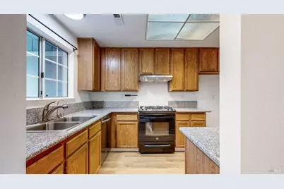 1770 Marlow Road, Santa Rosa, CA 95401 - Photo 16