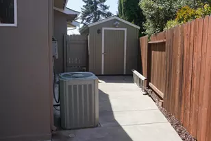 126 Skyway Dr, Vallejo, CA 94591 - Photo 38