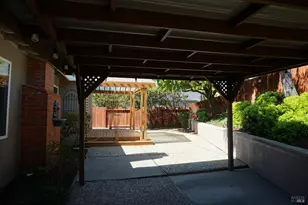 126 Skyway Dr, Vallejo, CA 94591 - Photo 32