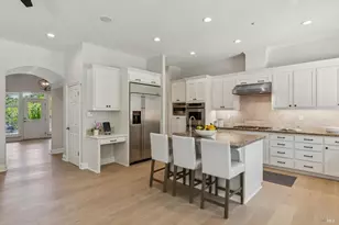39 Buhman Ct, Napa, CA 94558 - Photo 10