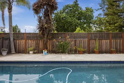 2273 White Chapel Court, Santa Rosa, CA 95401 - Photo 12