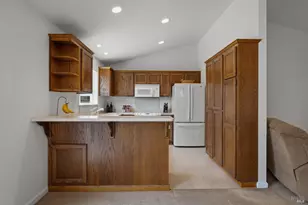 2273 White Chapel Ct, Santa Rosa, CA 95401 - Photo 22