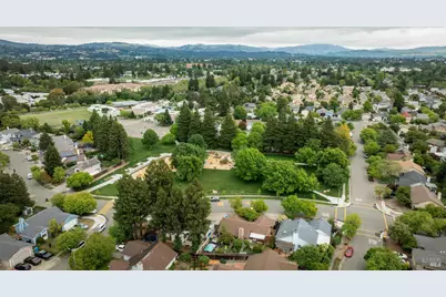 2273 White Chapel Court, Santa Rosa, CA 95401 - Photo 52