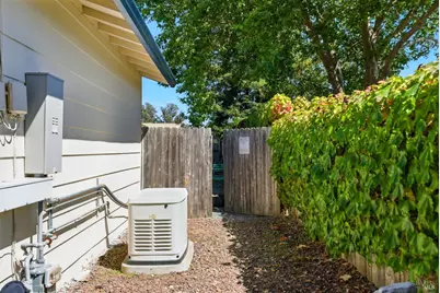 5816 Lowell Court, Cotati, CA 94931 - Photo 6