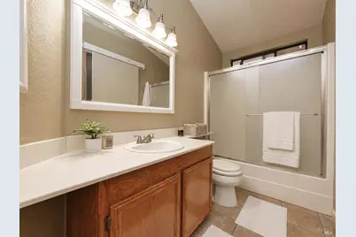 110 Fairview Drive, Vacaville, CA 95687 - Photo 14