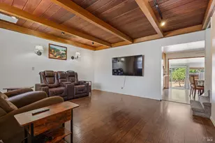 5519 Kay Dr, Windsor, CA 95492 - Photo 4