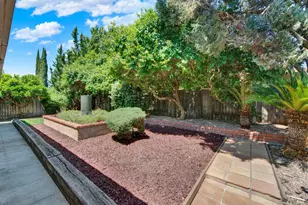 1067 Woodridge Dr, Vacaville, CA 95687 - Photo 50