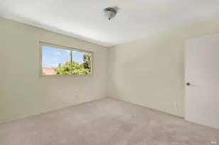 1067 Woodridge Dr, Vacaville, CA 95687 - Photo 42