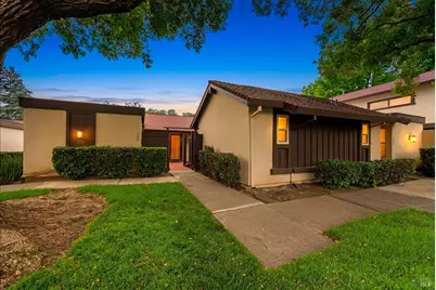 304 Acorn Court, Vacaville, CA 95688 - Photo 2