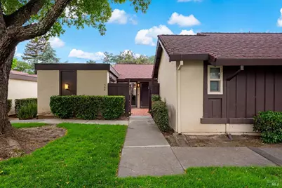 304 Acorn Court, Vacaville, CA 95688 - Photo 4