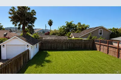 587 Seymour Street, Napa, CA 94559 - Photo 10