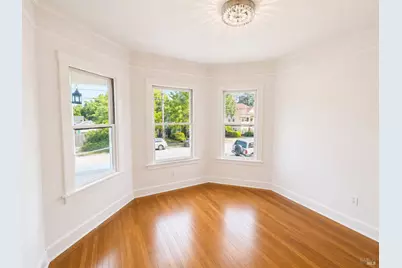 587 Seymour Street, Napa, CA 94559 - Photo 4