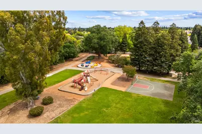 333 Saybrook Avenue, Vacaville, CA 95687 - Photo 32