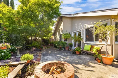 333 Saybrook Avenue, Vacaville, CA 95687 - Photo 28