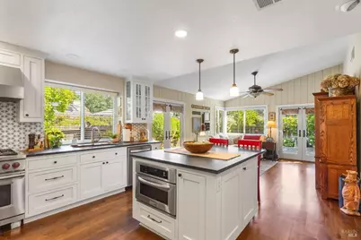 333 Saybrook Avenue, Vacaville, CA 95687 - Photo 8