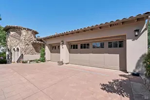 115 Stone Tree Ln, Novato, CA 94945 - Photo 2