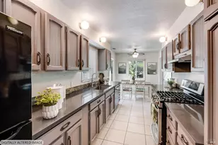 2030 W Lincoln Ave, Napa, CA 94558 - Photo 18