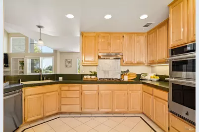 2832 Calle De Cordoba, Fairfield, CA 94534 - Photo 28