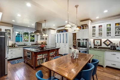 2389 Chad Court, Napa, CA 94558 - Photo 8