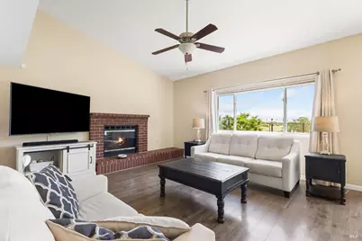 651 Shannon Court, Vacaville, CA 95688 - Photo 22