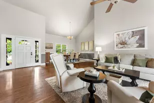 19450 Franquelin Pl, Sonoma, CA 95476 - Photo 2
