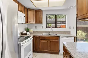 307 Scotia Ln, Novato, CA 94947 - Photo 12
