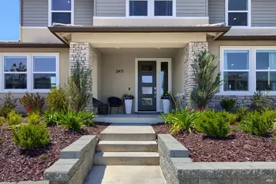 2471 Lake Club Drive, Fairfield, CA 94533 - Photo 2