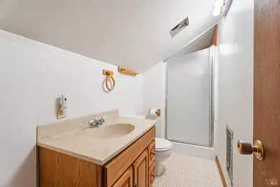 132 E Valley Street, Willits, CA 95490 - Photo 20