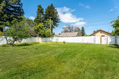 132 E Valley Street, Willits, CA 95490 - Photo 4