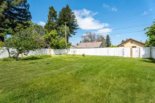 132 E Valley St, Willits, CA 95490 - Photo 4