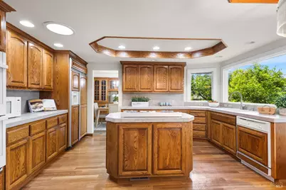 336 Royal Oaks Drive, Vacaville, CA 95687 - Photo 18