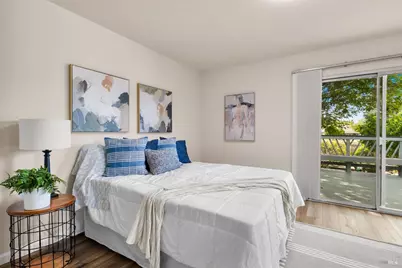 336 Royal Oaks Drive, Vacaville, CA 95687 - Photo 32