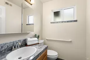 336 Royal Oaks Dr, Vacaville, CA 95687 - Photo 26