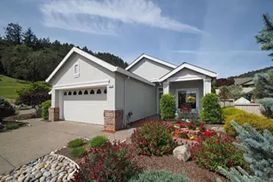 313 Rolling Hill Ct, Cloverdale, CA 95425 - Photo 2