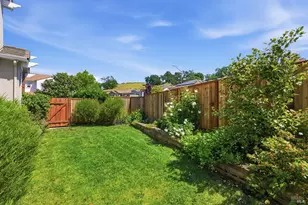 3 Mystic Ln, Novato, CA 94949 - Photo 6