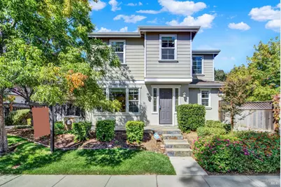 101 Summerfield Drive, Vacaville, CA 95687 - Photo 2