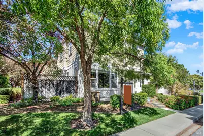 101 Summerfield Drive, Vacaville, CA 95687 - Photo 4