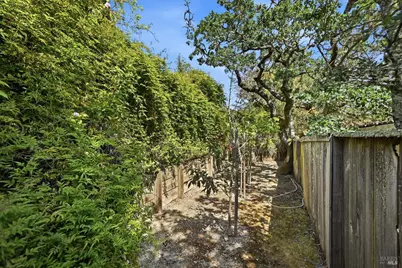9607 Montez Court, Windsor, CA 95492 - Photo 12