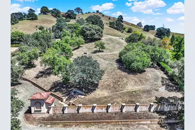 4117 Caligiuri Canyon Road, Vacaville, CA 95688 - Photo 14