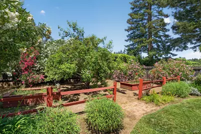 3376 Linda Mesa Way, Napa, CA 94558 - Photo 22