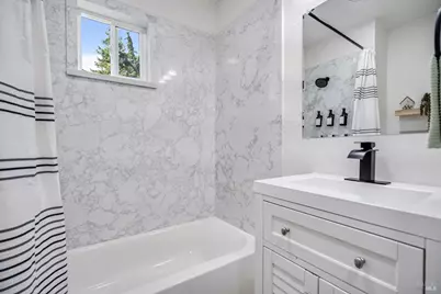 2266 Monterey Avenue, Martinez, CA 94553 - Photo 12