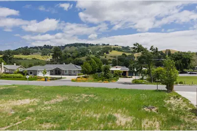 139 Ursuline Road, Santa Rosa, CA 95403 - Photo 2