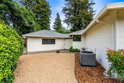 1670 Muller Drive, Napa, CA 94558 - Photo 10