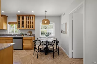 2090 Euclid Avenue, Napa, CA 94558 - Photo 10