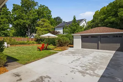 2090 Euclid Avenue, Napa, CA 94558 - Photo 28
