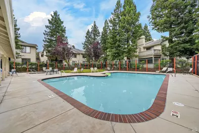 810 Dover, Hercules, CA 94547 - Photo 22