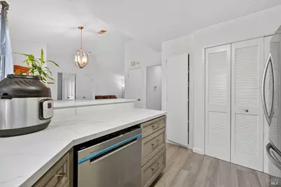 810 Dover, Hercules, CA 94547 - Photo 10