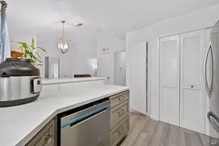 810 Dover, Hercules, CA 94547 - Photo 10