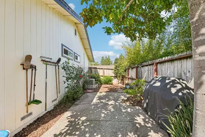 911 Hudis Street, Rohnert Park, CA 94928 - Photo 38